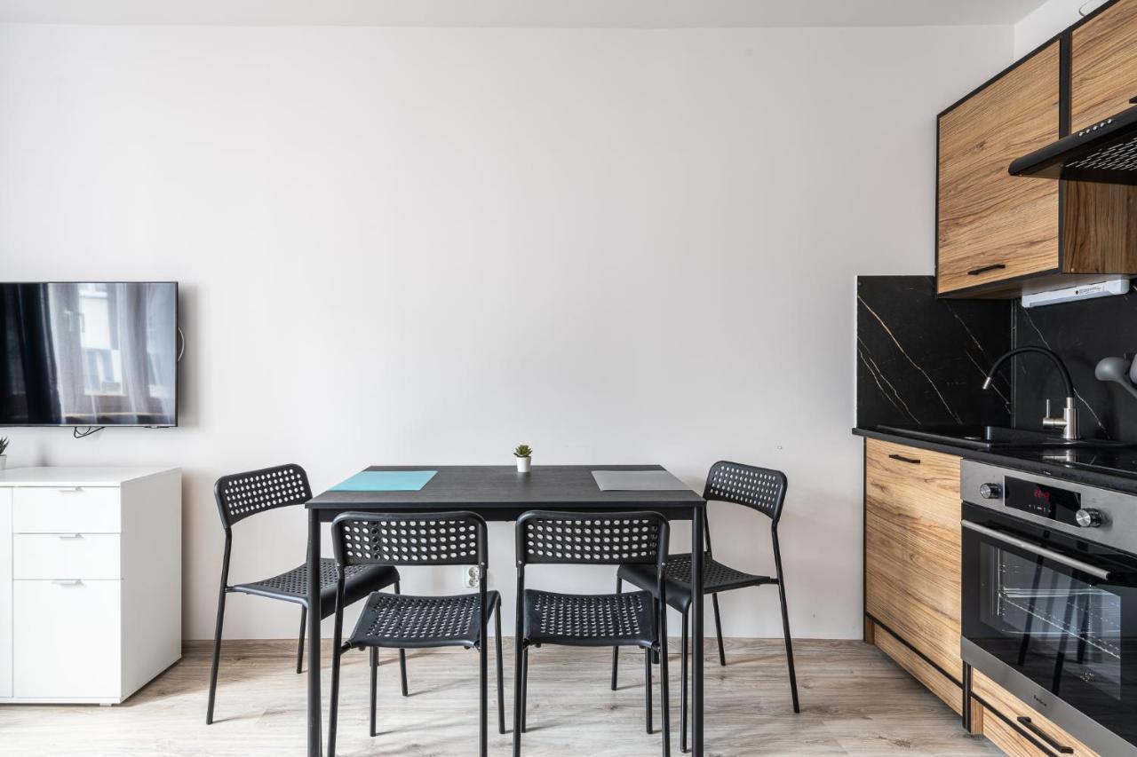 Rentplanet - Studio Dworcowa Wroclaw Bagian luar foto
